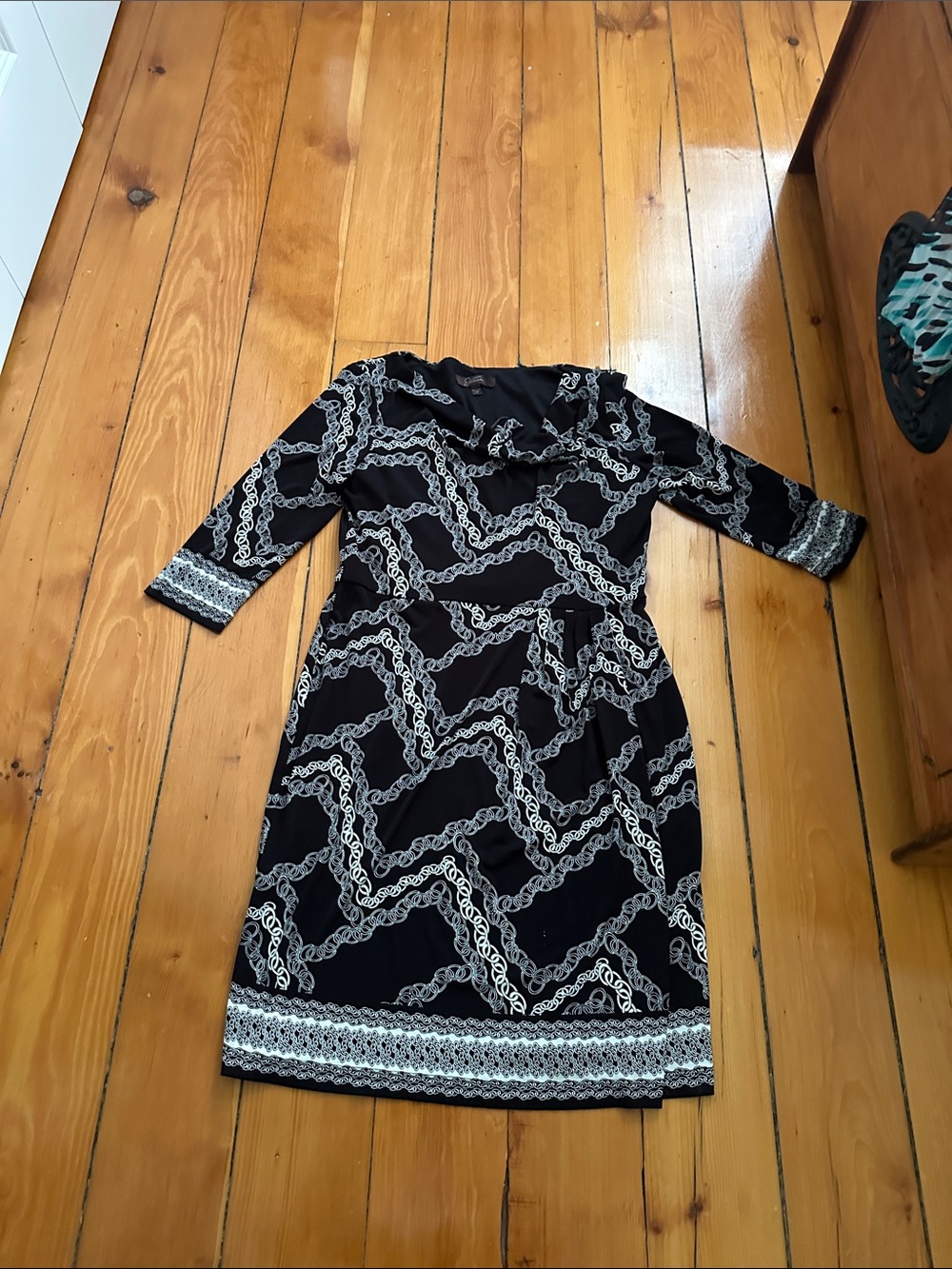 Jessica Black Dress with White Chain-Print